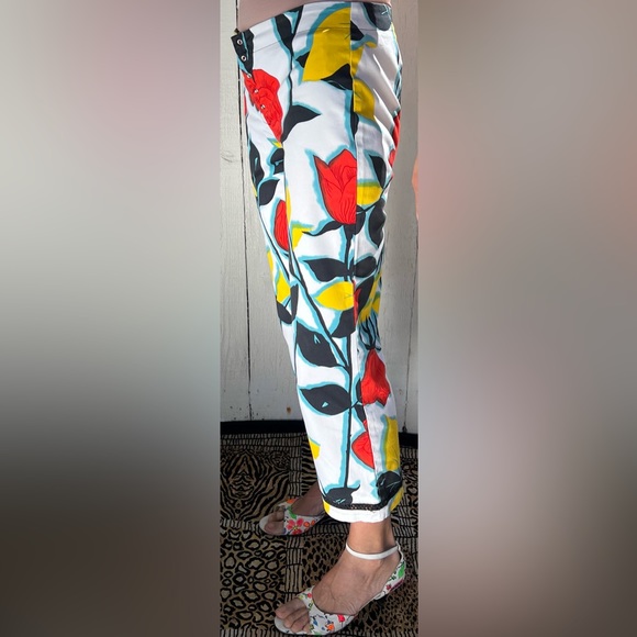 Hype Floral Print Capri Pants (8) - Picture 9 of 17